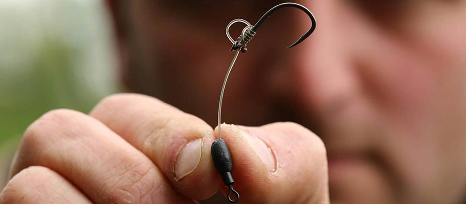 Chodrig karpervissen in het voorjaar