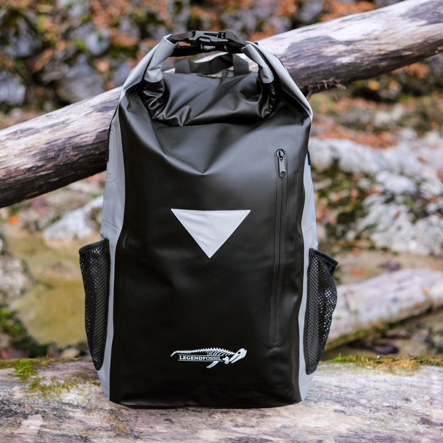 Legendfossil - Tarpaulin Rucksack Chookie Black-Grey - 23L - Waterdicht - Rugzak - Backpack - Rugtas - Zwart - Grijs