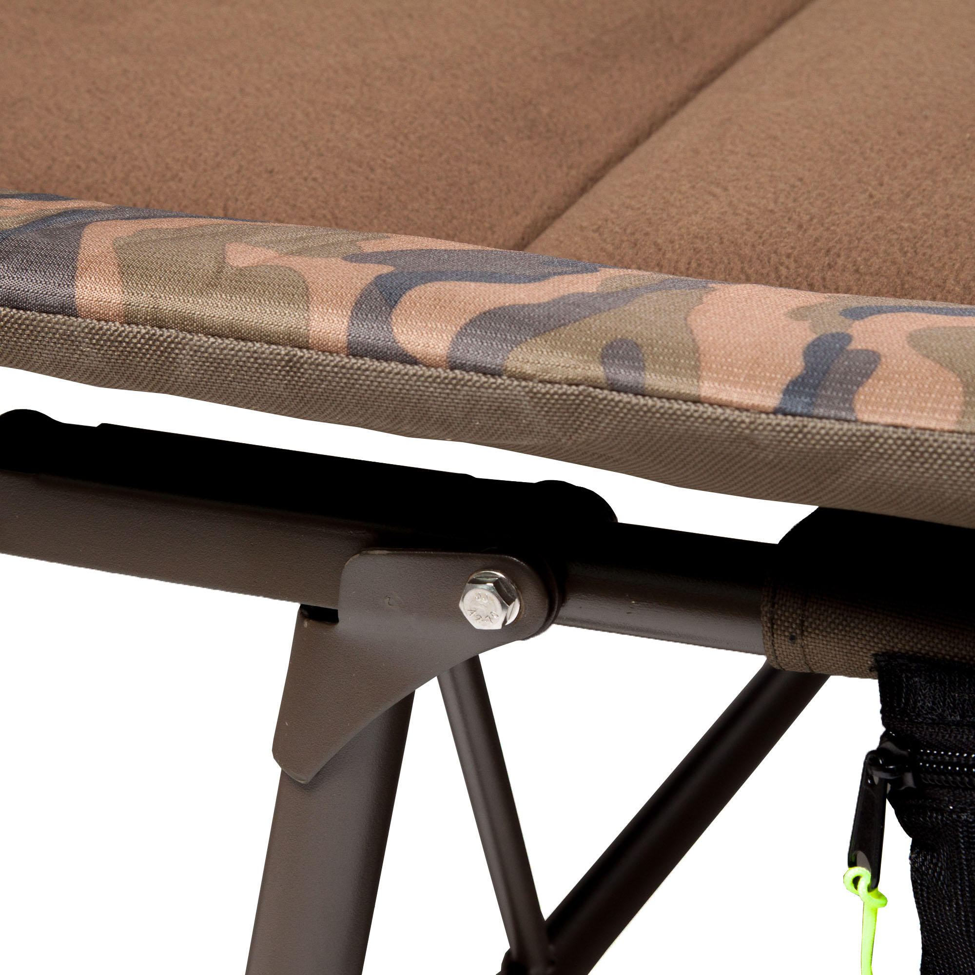 Faith Big Camou Bedchair - Fleece liggedeelte