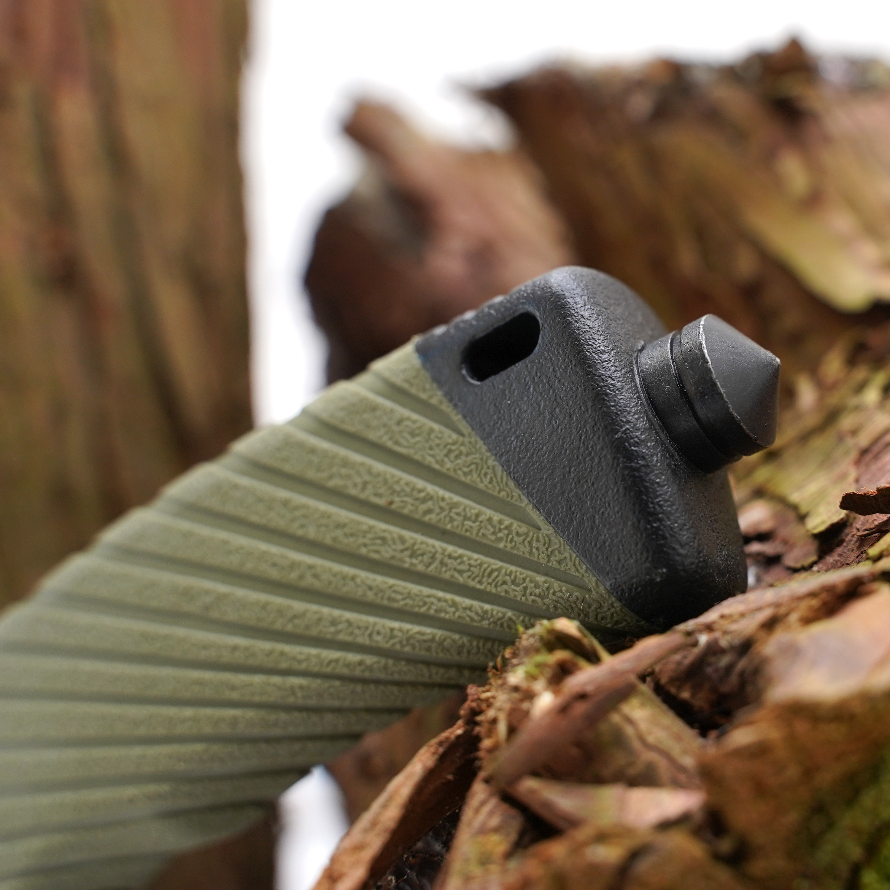 Eurocatch Nightshade Survival Mes - 24cm 