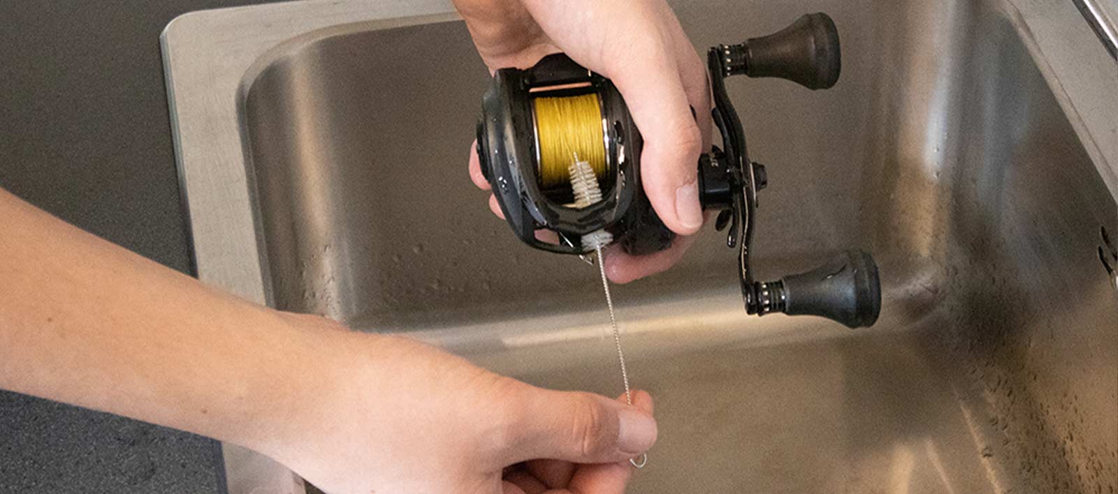 lijnroller schoonmaken reel onderhoud